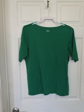 Lot of 4 St. John's Bay Essential Tees